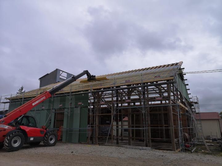 Pose de fenêtre de toit Velux  Estissac