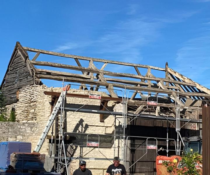  Pose de fenêtre de toit Velux  Estissac